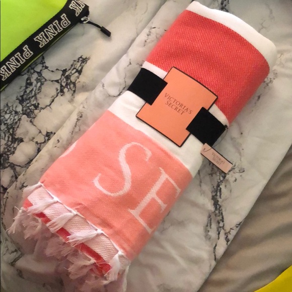 Victoria's Secret Other - Victoria’s Secret Beach 🏖Towel/ Blanket